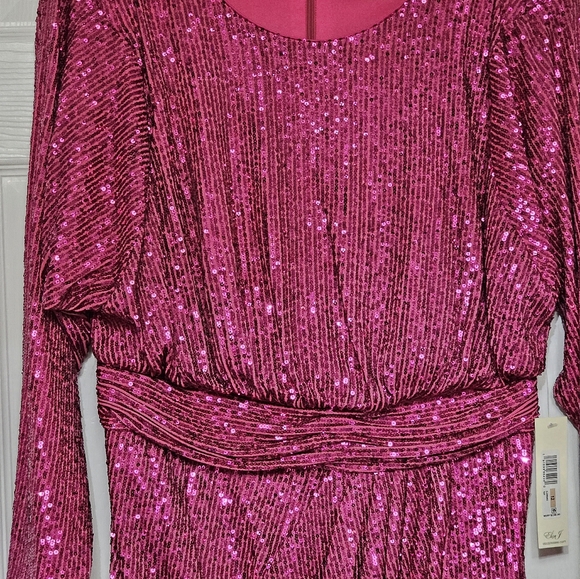 Eliza J Cocktail Dress Size 12 Pink Sequined Long Sleeve Draped Shoulder Pad NWT - Picture 4 of 10